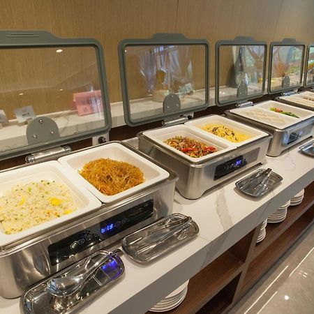 Joy Fall Hotel Jiaozhou ภายนอก รูปภาพ